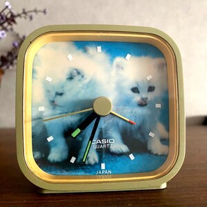Vintage Casio Quarz Kätzchen Schreibtisch Uhr Bild 1