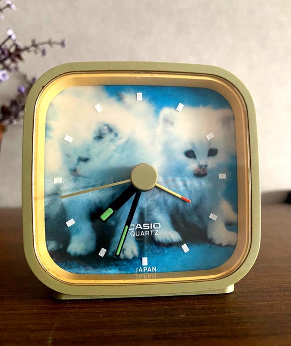 Vintage Casio Quartz Kitten Desk Clock