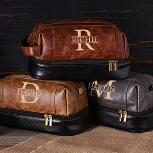 Personalized Groomsmen Leather Toiletry Bag,Groomsmen Gifts,Laser Engraved Leather Travel Kit,Groomsmen Proposal Gifts,Wedding Favors