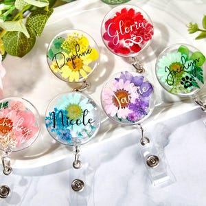 Bobine de badge avec fleur véritable pour infirmière, cadeaux pour médecin, bobine de badge nominatif personnalisé pour enseignant, cadeau thérapeute