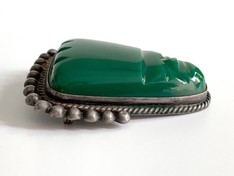 Large Vintage Mexican Carved Green Onyx Face Mask Pin Sterling Silver Brooch Diaz Santoyo