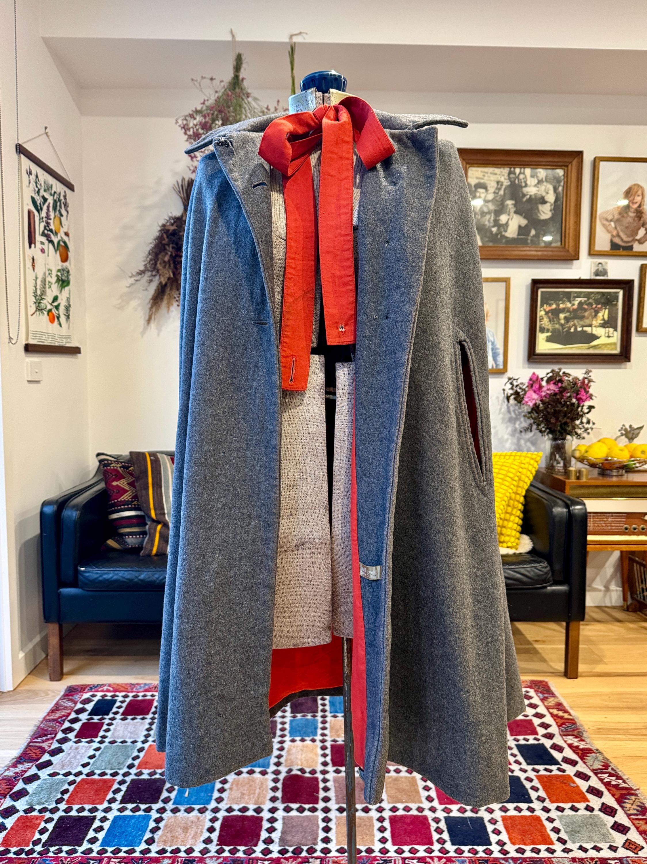 Rare Vintage 1960s/70s Hooded Swing Coat/poncho for Harrods