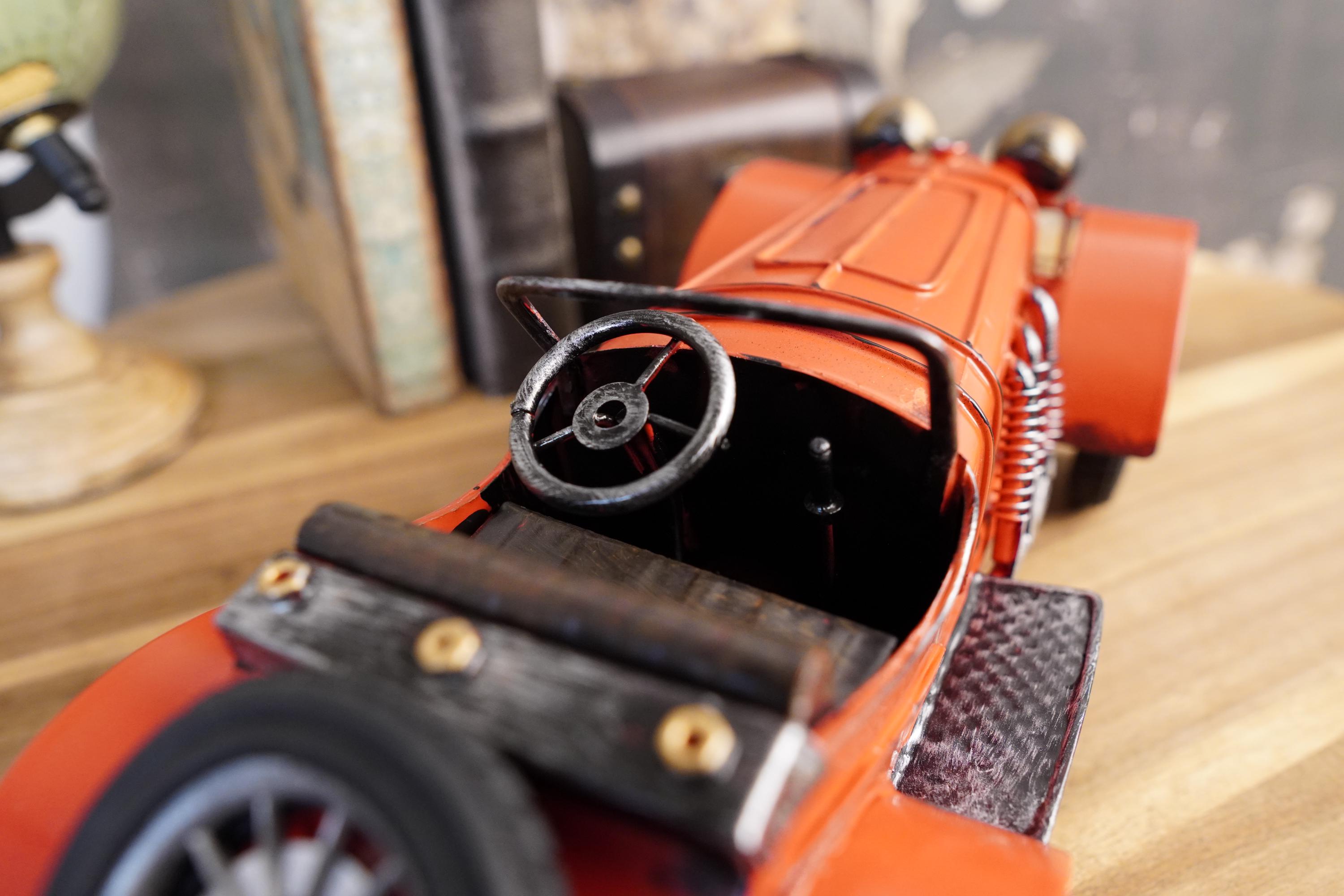 Handmade Metal Model Vintage-style Rolls Royce for Home