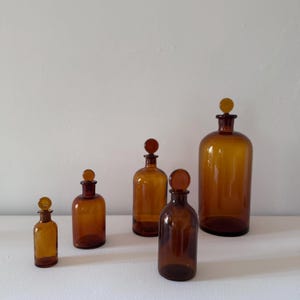 Apothecary Pharmacy Bottles with Stoppers