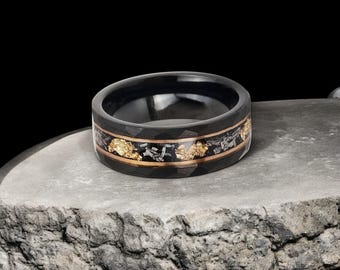 Men's Tungsten Wedding Band: Black Carbon Fiber & Gold Nugget Inlay