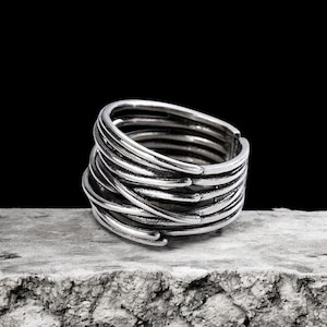Bague en argent rustique réglable pour femme - Gros bijoux bohèmes, design vintage texturé à large bande, cadeau fait main unique pour elle