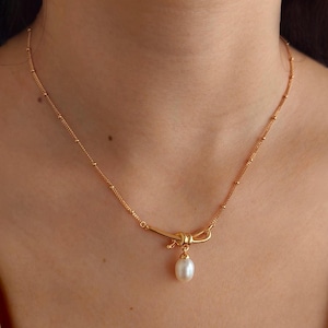 Knot Pearl Pendant Necklace: 18K Gold Vermeil, Freshwater Pearl Jewelry For  Bridal Wedding Gift