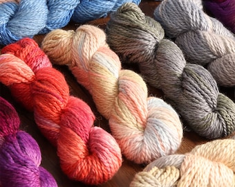100% Baby Alpaca Yarn Wool 100g Hank Bulky Weight Hand Dyed Made in Peru - Heavenly Soft and Perfect for Knitting and Crocheting