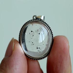 Natural enhydro quartz pendant, 2 moving hydrocarbons, Enhydro crystal pendant gift, Silver pendant, Jewelry pendant gifts，036