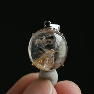 Natural enhydro quartz pendant, 1 moving bubble, Enhydro crystal pendant gift, Silver pendant, Jewelry pendant gifts, Rainbow crystal