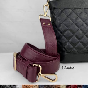 Bandoulière large et réglable - 55 pouces de longueur max. - 1,5 pouces de large - Bandoulière en cuir pour sac à main/sac - Cuir et crochets au choix