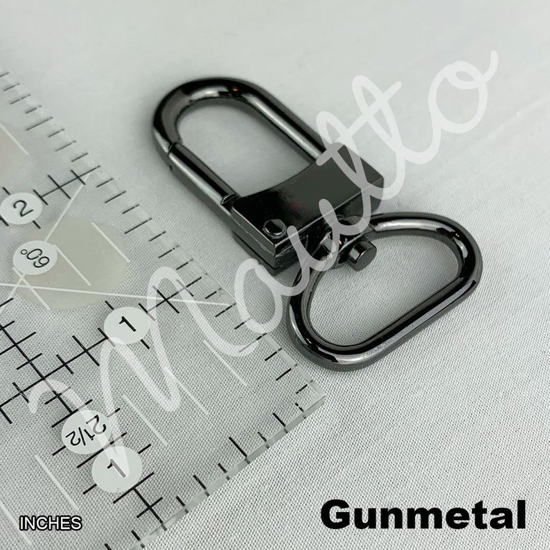 Gunmetal black U-shape swiveling clip for short shoulder leather straps.