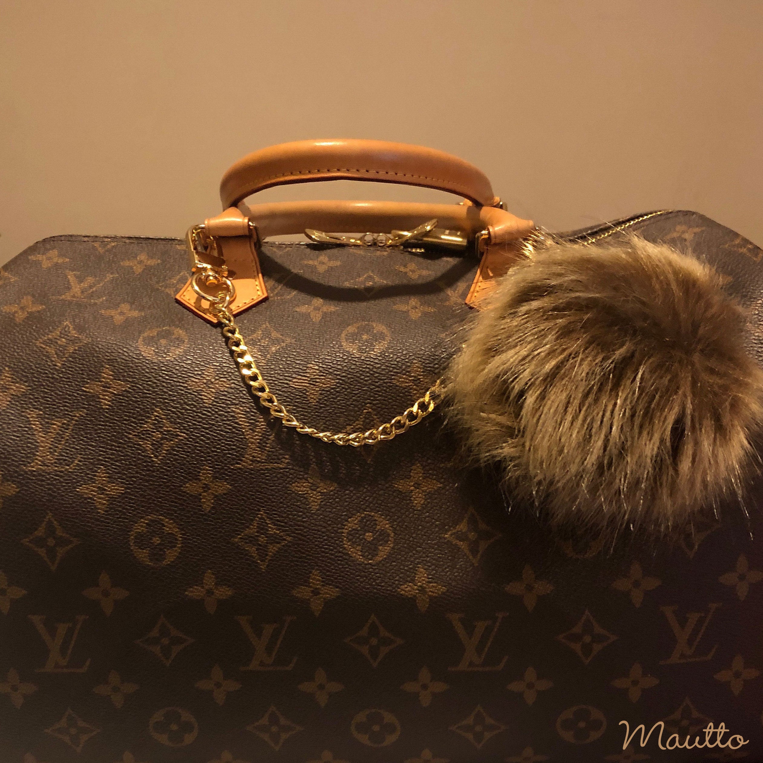 Bag charm Louis Vuitton Metallic in Chain - 34932896