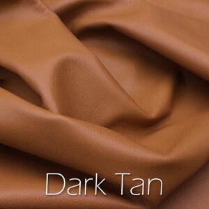 Dark Tan leather swatch.