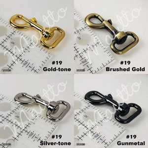 Swiveling clip options for black pebbled textured leather straps for purses, handbags and more.