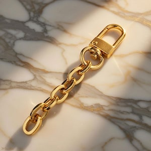 Petite Chain Strap Extender – Gold or Silver Finish, U-Shape Clip
