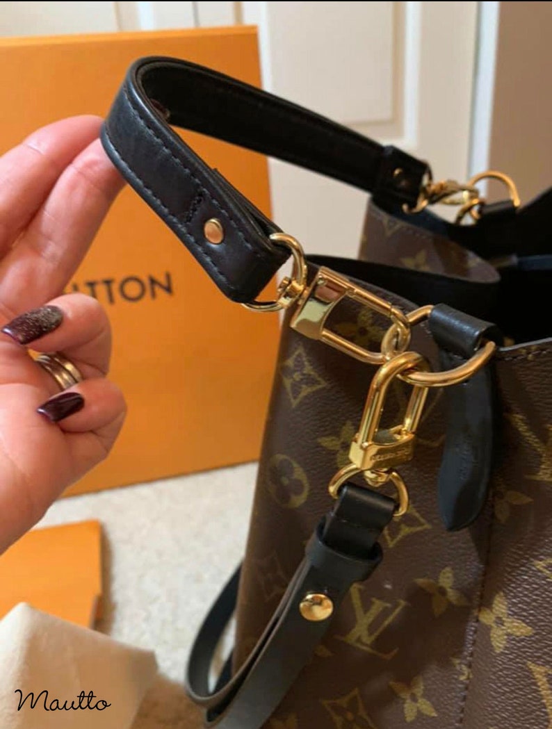 Louis Vuitton Orange EPI Leather Neo Noe Bucket Bag