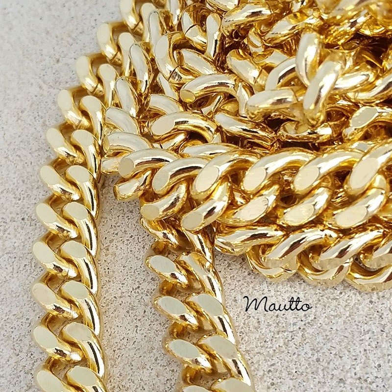 Thick Classy Curb, Miami Cuban Link - Luxury Gold Chain Strap for Bags –  Mautto