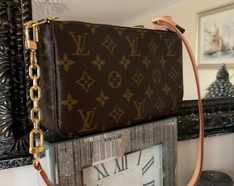 lv chain strap