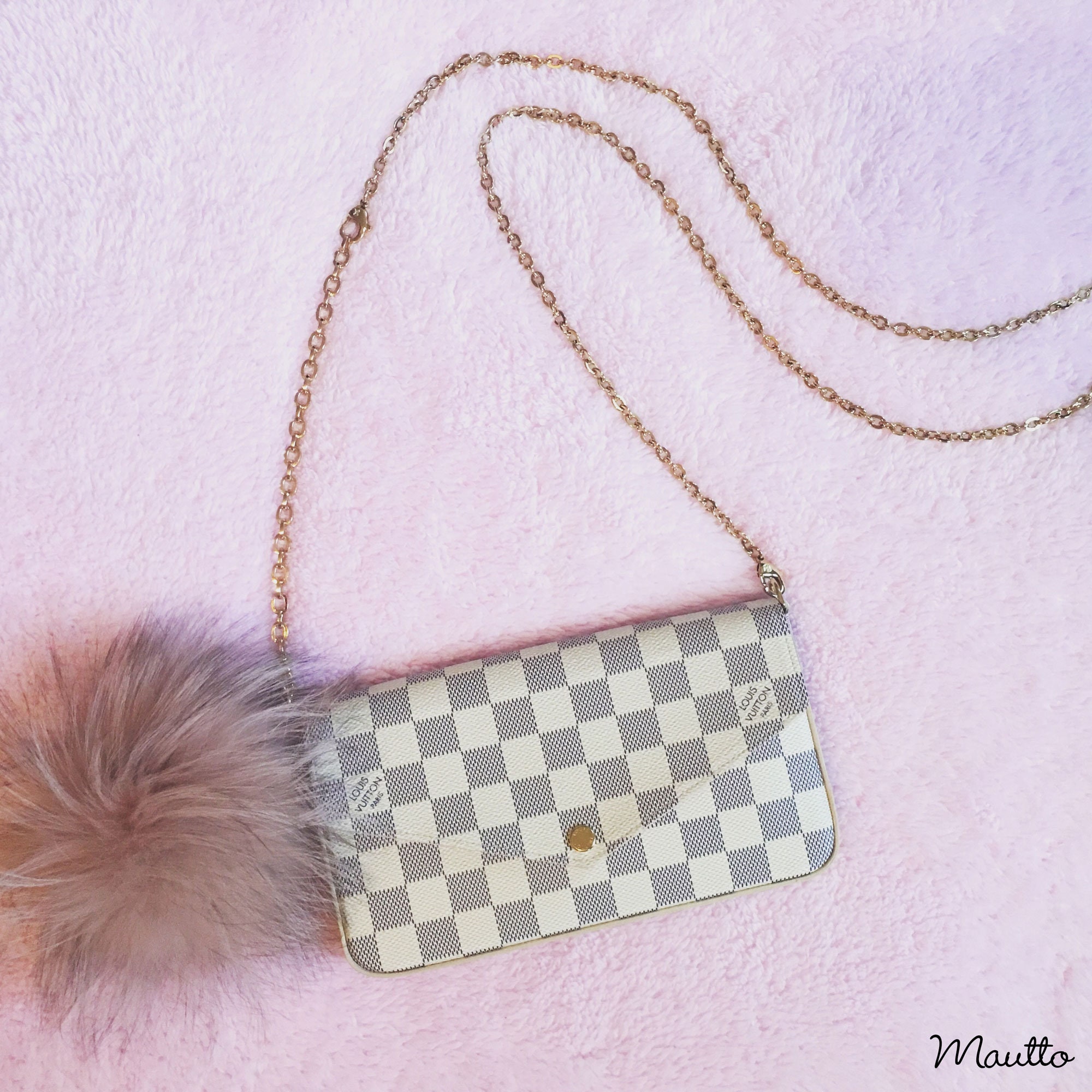 Louis Vuitton Strap Extender – Chic To Chic Consignment