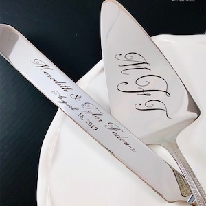 Engraved Wedding Cake Knife and Server Set, Custom Pie Cutter Gift for Bride and Groom, Mr and Mrs Cake Cutting Set, Wedding Keepsake