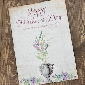 Tarjeta imprimible para el Día de la Madre: "Sus hijos se levantan y la llaman bienaventurada", mensaje bíblico para el Día de la Madre, tarjeta de felicitación vintage, 5x7, Proverbios 31