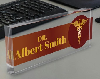 Doctor Desk Name Plate, Clinic Name Plate, Personalized Sign, Desk Plaque, Graduation Gift, Handmade Gift, Gift for Doctors, Gift for Her