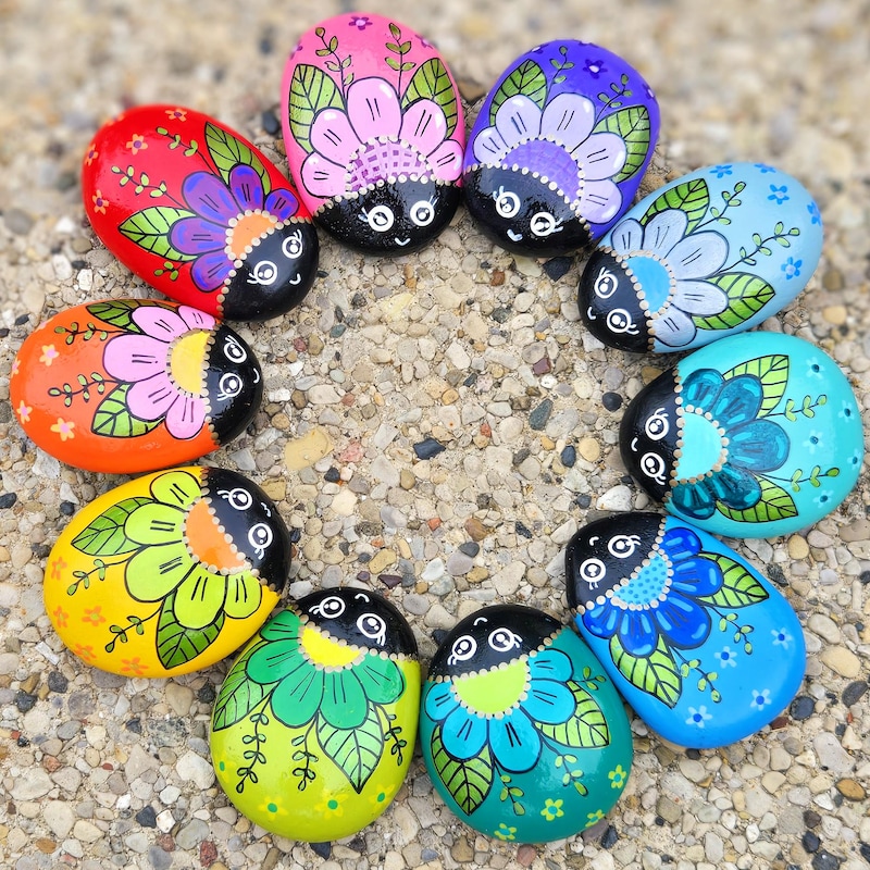 Hand Painted Flower Rocks Etsy hand-painted-flower-rocks-etsy