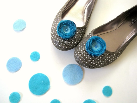 Shoe clips with handmade fabric flowers, fabric flowers, sheer voile poppies, wedding accessories (set of 2 pcs )- TURQUOISE BLOSSOMS