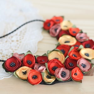 Artificial clearance flowers necklace