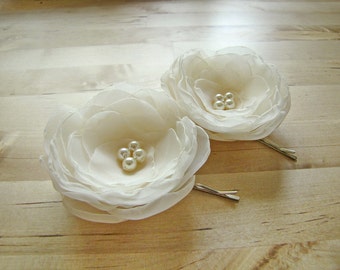 Bridal hair pins, sheer voile flowers, bobby pins, fabric flowers, wedding accessories (set of 2 pcs) -  CREAM IVORY (with pearls)