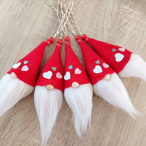 Valentine&#39;s Day gnome ornament, gift topper, home decor, tree ornament, heart ornament, love symbol, gnome toy, home decor- RED (1 pcs)