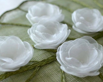 Water Lilies- Handmade organza flower appliques, flowers for wedding crafts, floral embellishments, bouquet supplies (5 pcs)- PURE WHITE