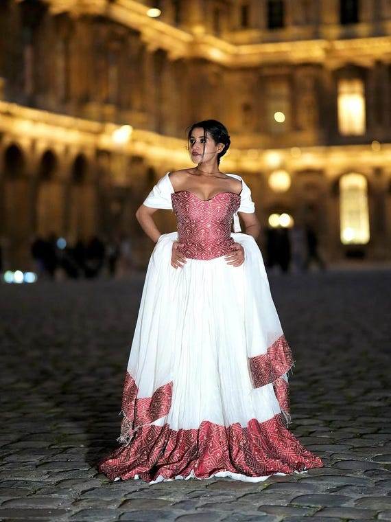 red dress scheme Classic Wedding Color Schemes Red Bridesmaid Dresses