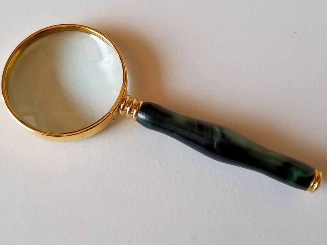 Magnifying Glass With Green Acrylic Handle Etsy