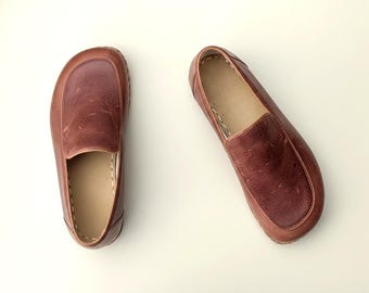 Men's Classic Brown Leather Barefoot Shoes, Wide Toe Copper Rivets Grounding Shoe