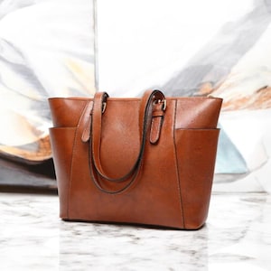 Handgefertigte Retro-Umhängetasche aus PU-Leder|Vintage European Crossbody-Handtasche|Stilvolles Geschenk für modebewusste Frauen|Perfekt für jeden Anlass