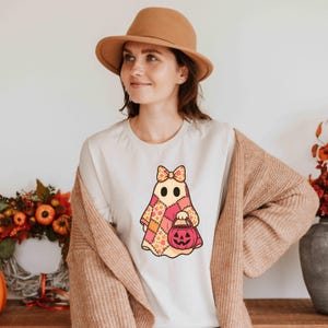 Patchwork Ghost T-Shirt: Retro Floral Quilt Halloween Tee