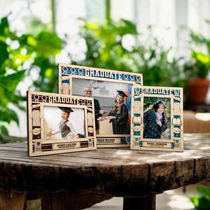 Personalized graduation picture frame, custom wooden graduation gift, gifts for parents, 2025 picture frames, senior year keepsakes