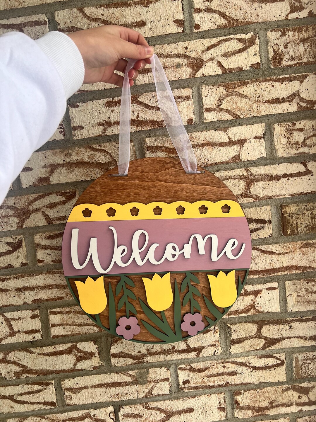 Spring Welcome Sign, Tulip Front Door Hanger, Wooden Round Sign, Spring ...