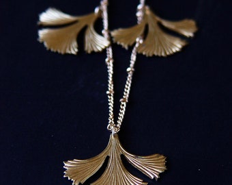 Triple GINKO Leaf Gold Necklace - Vintage style art deco Flower Necklace - handmade ginkgo leaf jewelry  -  Mothers Day handcrafted Gifts