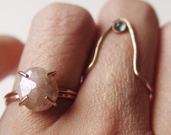 Peach Moonstone Gold Ring. Iridescent Pearl Moonstone Ring