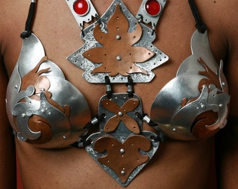 Vampire Queen Metal Bra
