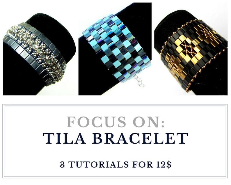 Pu&ograve; includere: Tre braccialetti di perline in diverse combinazioni di colori. I braccialetti sono realizzati con piccole perline quadrate disposte a mosaico. Il testo "FOCUS ON: TILA BRACELET 3 TUTORIALS FOR 12$" &egrave; visualizzato sotto i braccialetti.