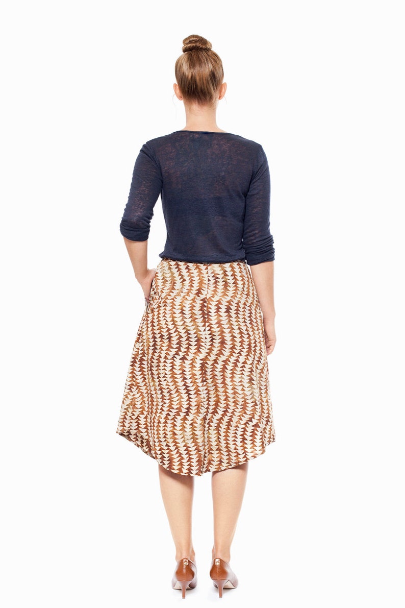 PROMO : Drawstring midi skirt rust printed cotton for woman. Side pockets. Front detail. Zip. Unlined. Summer. Triangle pattern. image 2