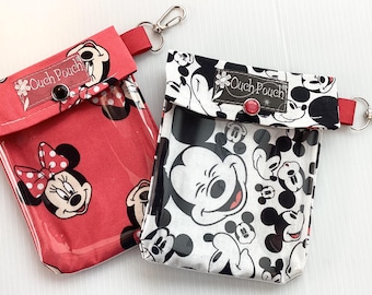 Micky / Minnie Maus (1) Ouch Beutel Klar Reiseveranstalter Clip Tasche Erste Hilfe Kosmetik Kinder Disney Cruise Fish Verlängerung 4x5 Personalize