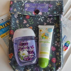 Mimmi Pigg & Röda Prickar Aj-påse 2 4x5's Genomskinligt Framfönster Första Hjälpen Sminkväska Disney Blöjväska Ryggsäcksinsats Fiskförlängare bild 5