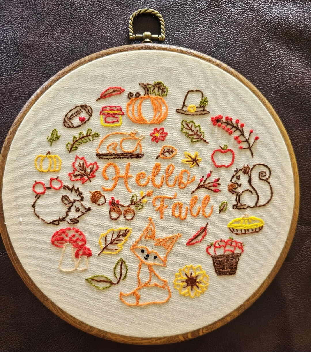 FALL Themed Picture in Round Frame. - Etsy