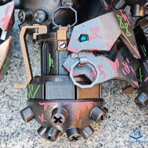 Ornamenti Jinx Flame Chomper Grenade, ornamenti da collezione Jinx, regalo perfetto per i fan, regalo per i giocatori, creazione dei fan di Jinx, oggetti di scena per la stampa 3D
