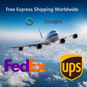 K&ouml;nnte beinhalten: Ein Flugzeug fliegt &uuml;ber den Wolken mit den Logos von FedEx Express und UPS. Das Bild enth&auml;lt auch den Text "Free Express Shipping Worldwide" und das ShipEntegra-Logo.